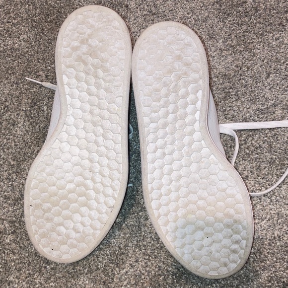 Adidas white and gold cloudfoam size 9 - Picture 5 of 5